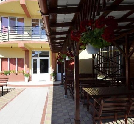 Hotel Talisman كوستِنيست المظهر الخارجي الصورة
